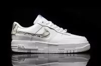 sneakers nike air force 1 pixel snake blanche